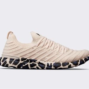 NWOT APL TechLoom Sneaker